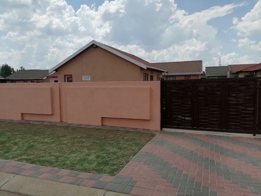 2 Bedroom Property for Sale in Windmill Park Gauteng