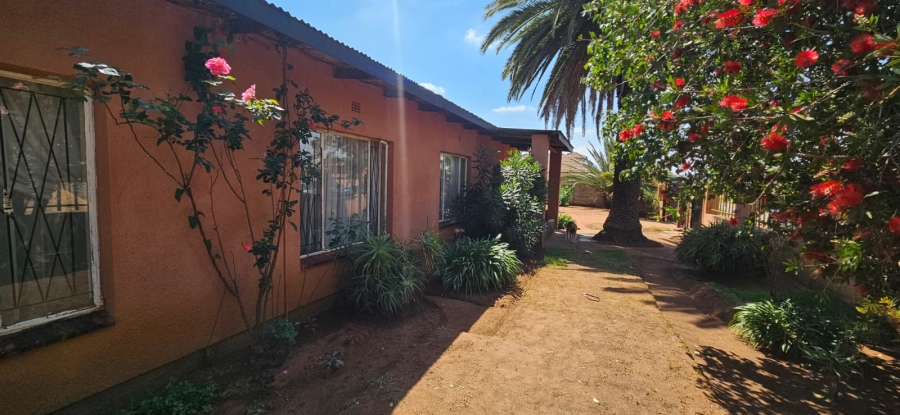 3 Bedroom Property for Sale in Cerutiville Gauteng