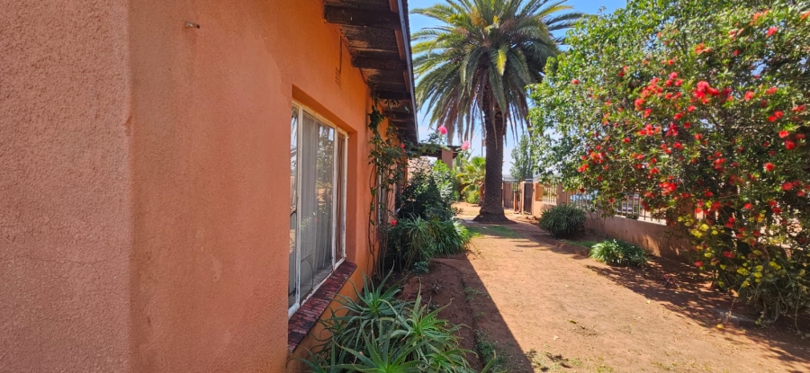3 Bedroom Property for Sale in Cerutiville Gauteng