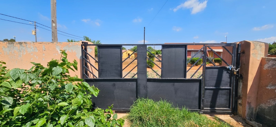 3 Bedroom Property for Sale in Cerutiville Gauteng