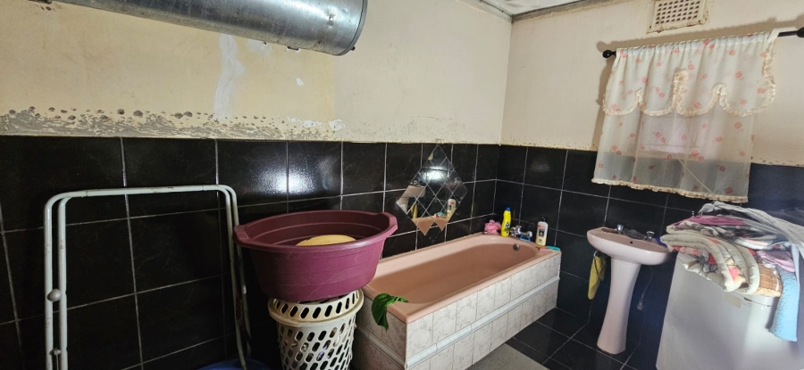 3 Bedroom Property for Sale in Cerutiville Gauteng
