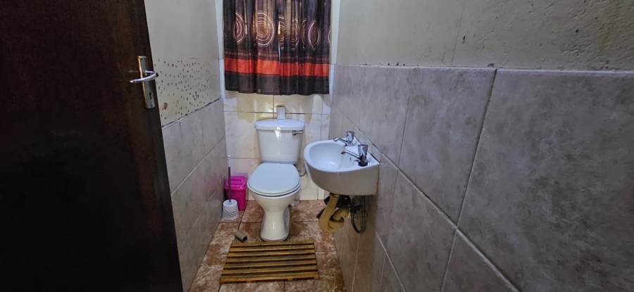 3 Bedroom Property for Sale in Cerutiville Gauteng