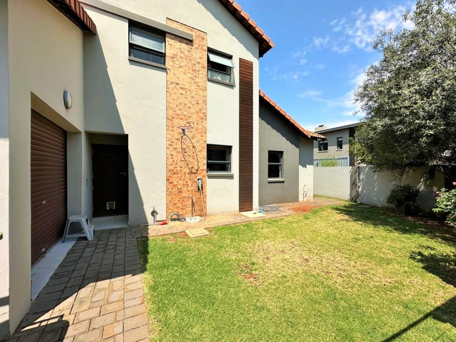 3 Bedroom Property for Sale in Midstream Ridge Gauteng