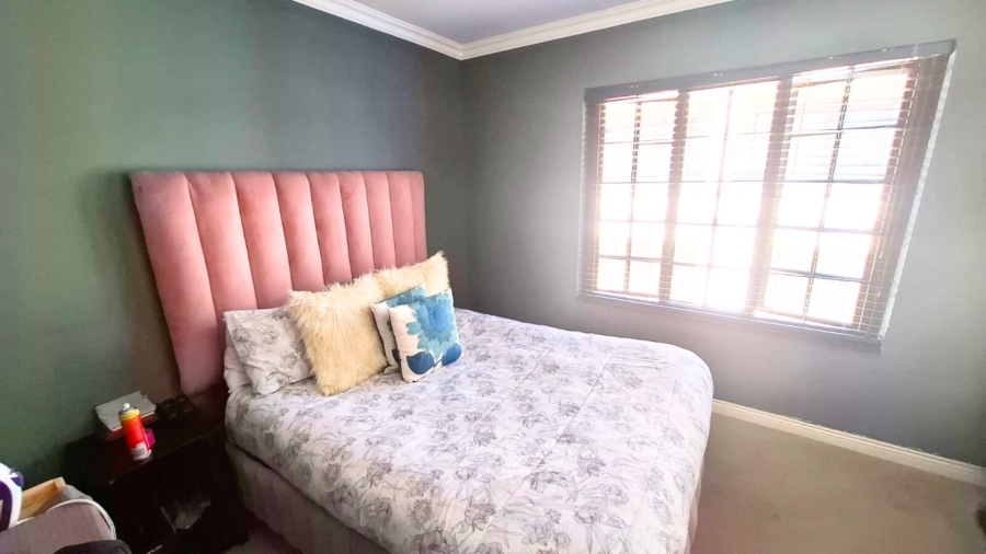 To Let 4 Bedroom Property for Rent in Noordwyk Gauteng