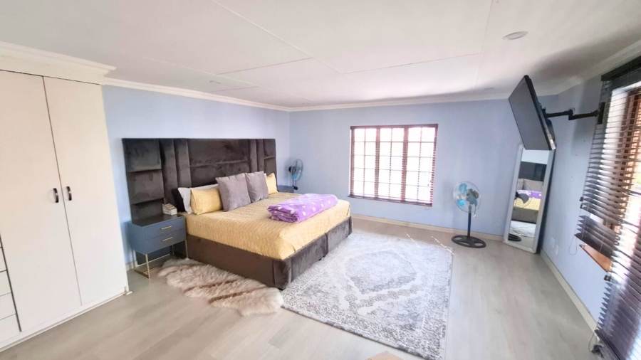 To Let 4 Bedroom Property for Rent in Noordwyk Gauteng