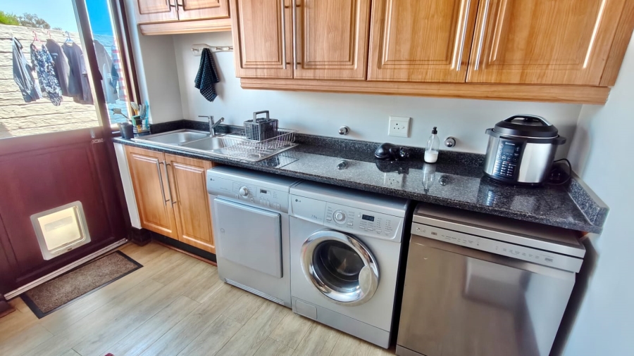 4 Bedroom Property for Sale in Vaal Marina Gauteng