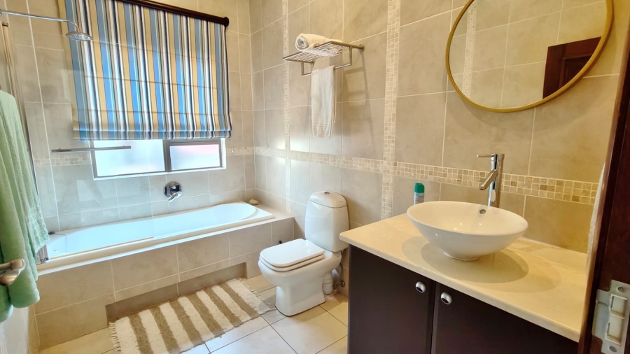 4 Bedroom Property for Sale in Vaal Marina Gauteng