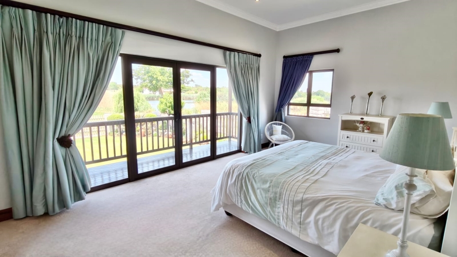 4 Bedroom Property for Sale in Vaal Marina Gauteng