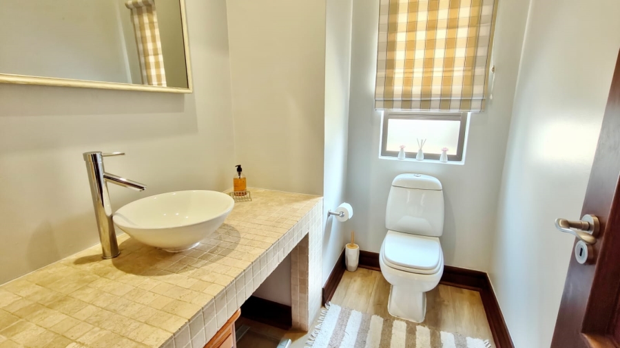 4 Bedroom Property for Sale in Vaal Marina Gauteng
