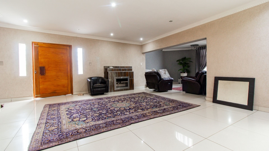 4 Bedroom Property for Sale in Elandspark Gauteng