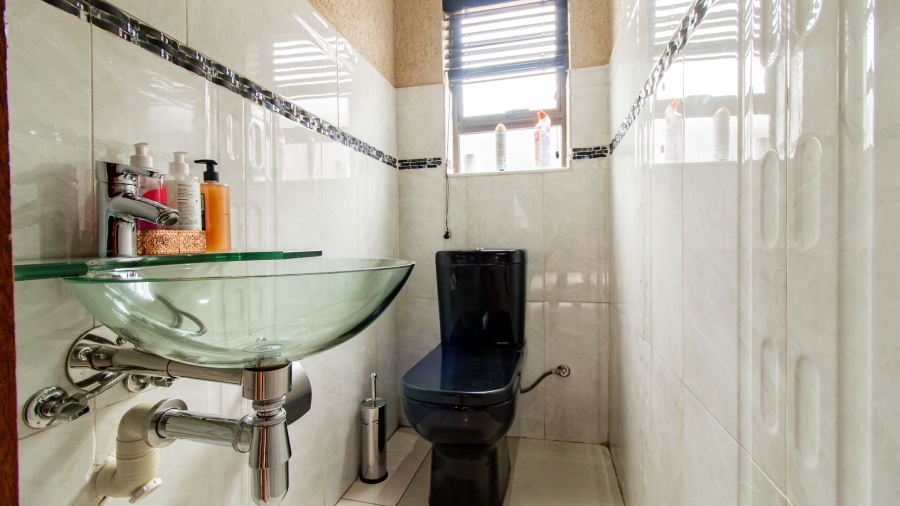 4 Bedroom Property for Sale in Elandspark Gauteng