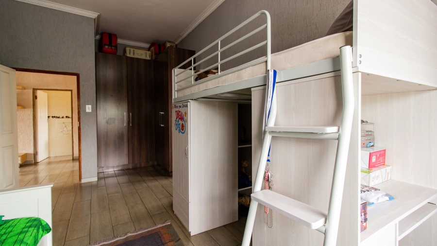 4 Bedroom Property for Sale in Elandspark Gauteng