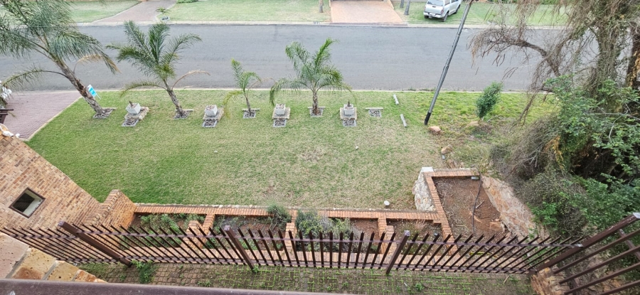 4 Bedroom Property for Sale in Overkruin Gauteng