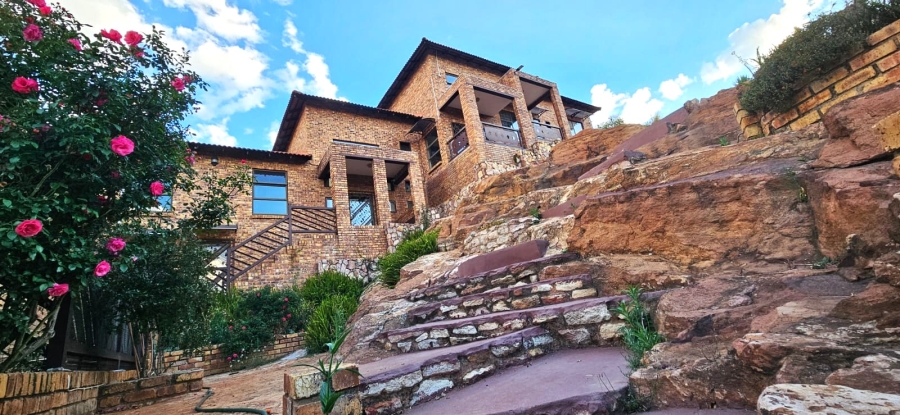 4 Bedroom Property for Sale in Overkruin Gauteng