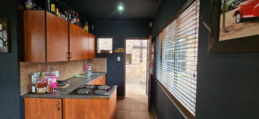 4 Bedroom Property for Sale in Overkruin Gauteng