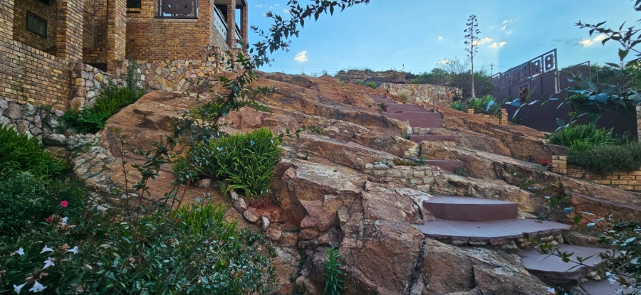 4 Bedroom Property for Sale in Overkruin Gauteng