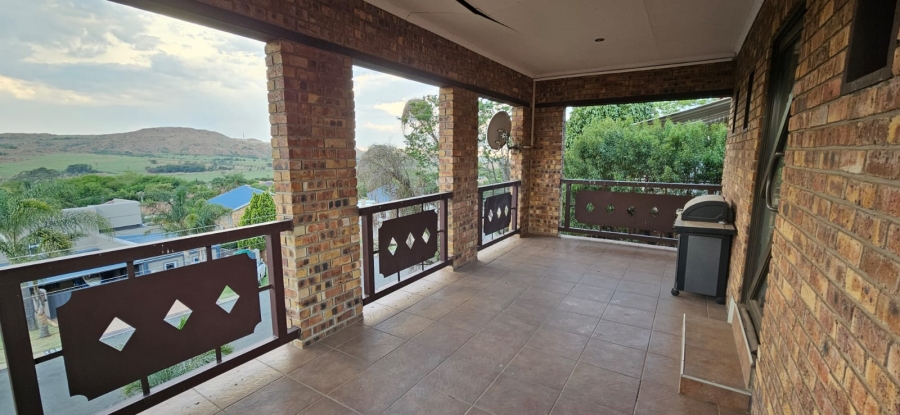 4 Bedroom Property for Sale in Overkruin Gauteng