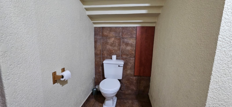 4 Bedroom Property for Sale in Overkruin Gauteng