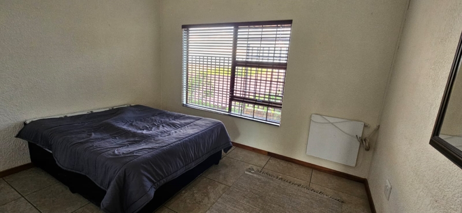 4 Bedroom Property for Sale in Overkruin Gauteng