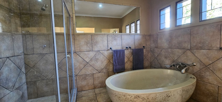 4 Bedroom Property for Sale in Overkruin Gauteng
