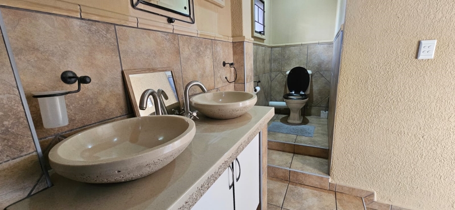 4 Bedroom Property for Sale in Overkruin Gauteng