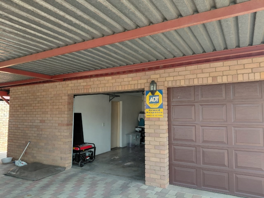 3 Bedroom Property for Sale in Montana Park Gauteng
