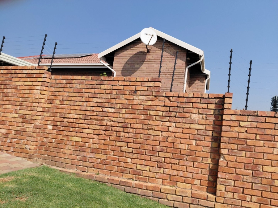 3 Bedroom Property for Sale in Montana Park Gauteng