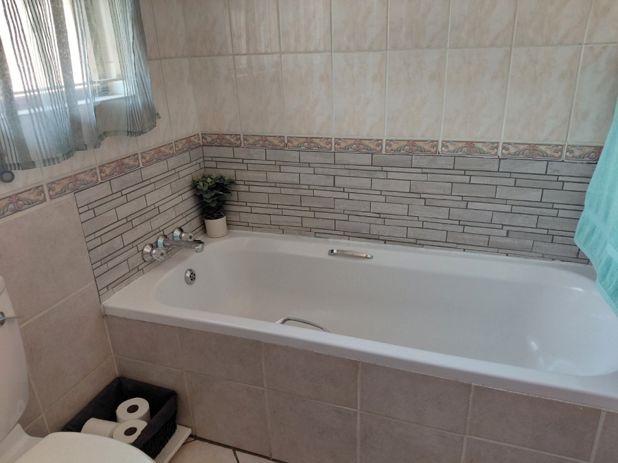 3 Bedroom Property for Sale in Montana Park Gauteng