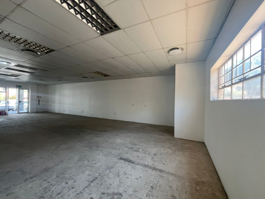 To Let commercial Property for Rent in Die Hoewes Gauteng