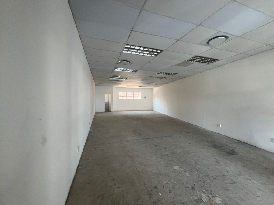 To Let commercial Property for Rent in Die Hoewes Gauteng