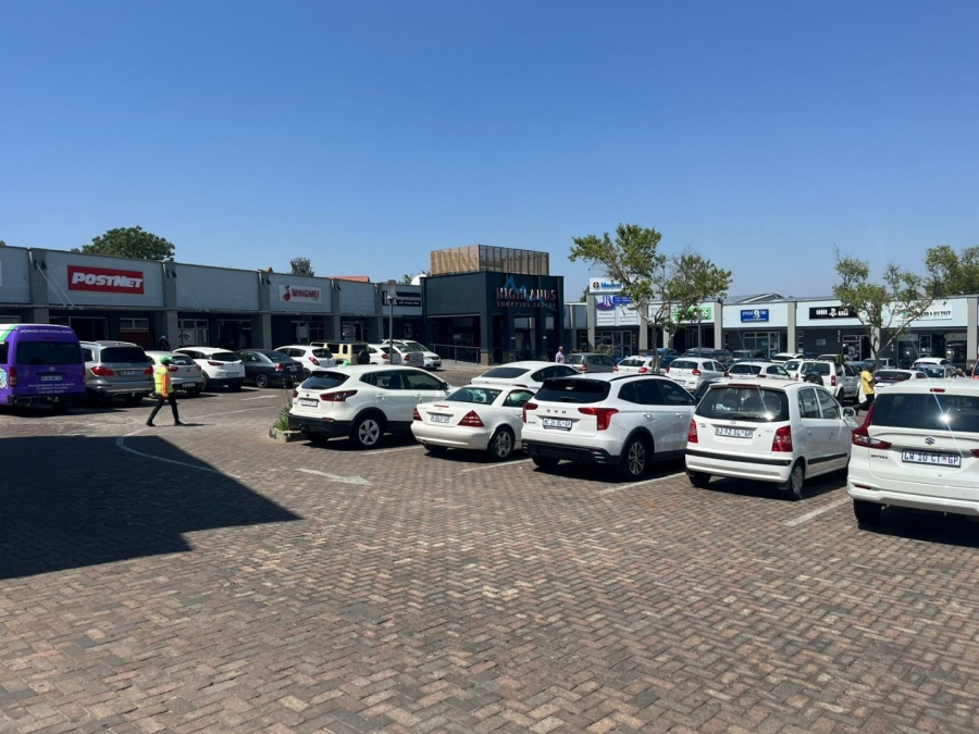 To Let commercial Property for Rent in Die Hoewes Gauteng