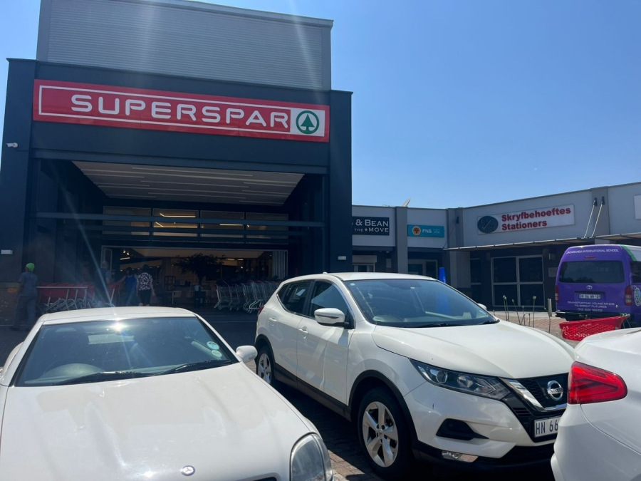 To Let commercial Property for Rent in Die Hoewes Gauteng