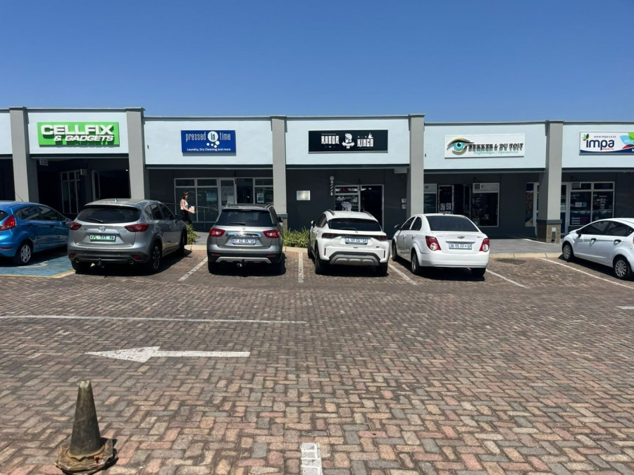 To Let commercial Property for Rent in Die Hoewes Gauteng