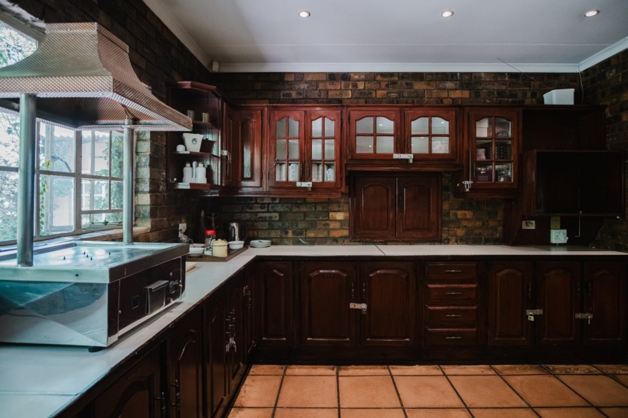 Commercial Property for Sale in Eikenhof Gauteng