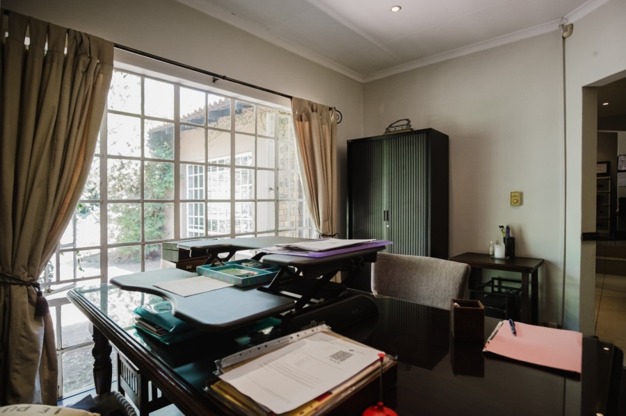 Commercial Property for Sale in Eikenhof Gauteng