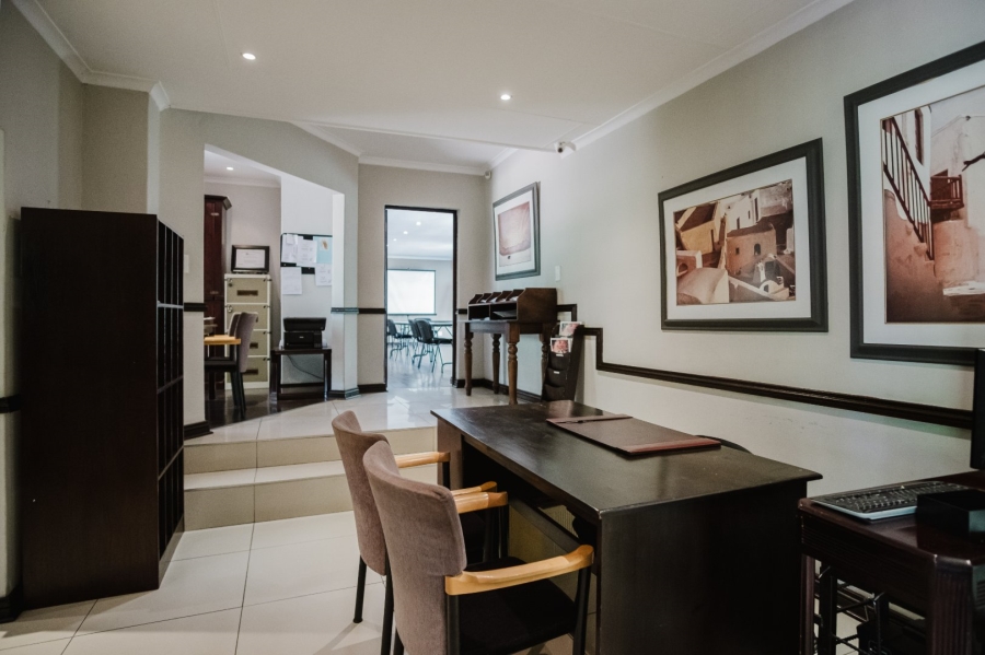 Commercial Property for Sale in Eikenhof Gauteng