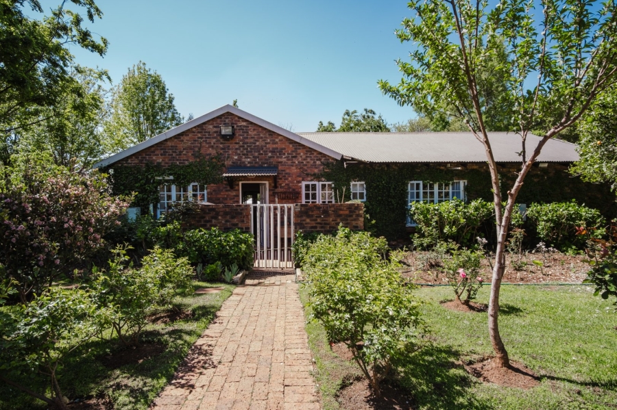 Commercial Property for Sale in Eikenhof Gauteng