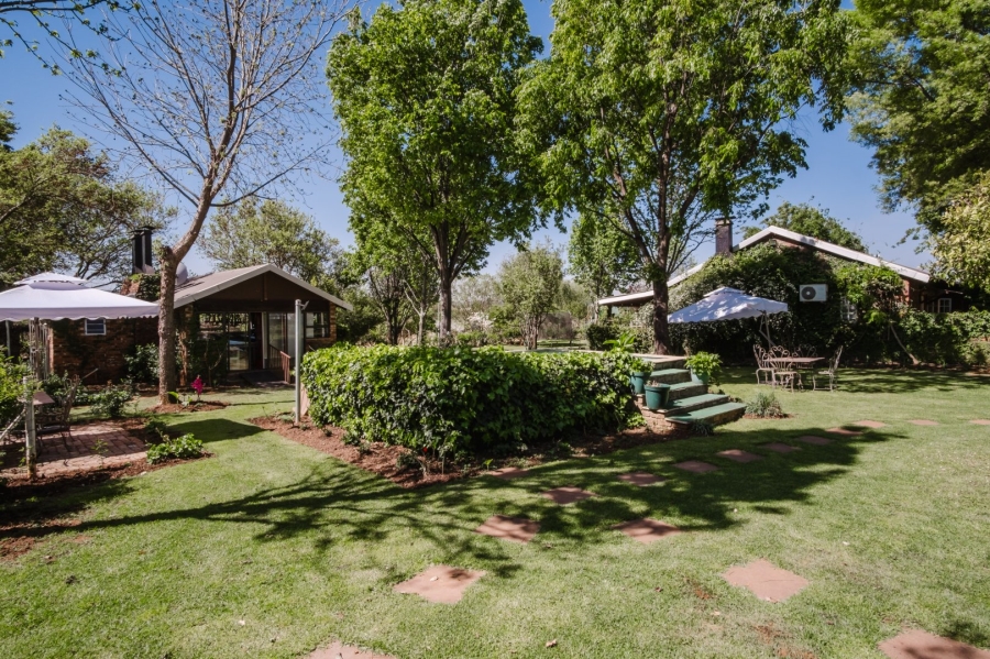 Commercial Property for Sale in Eikenhof Gauteng
