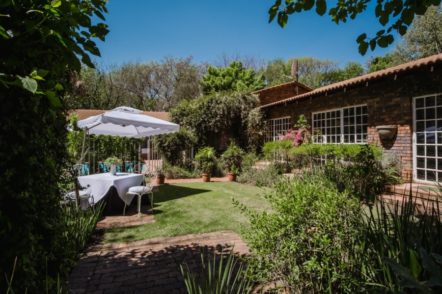 Commercial Property for Sale in Eikenhof Gauteng