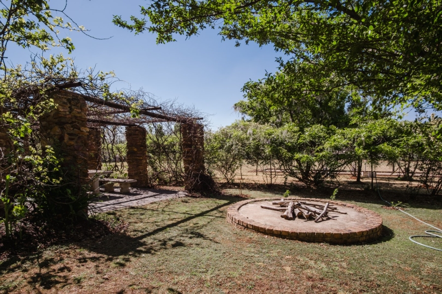 Commercial Property for Sale in Eikenhof Gauteng