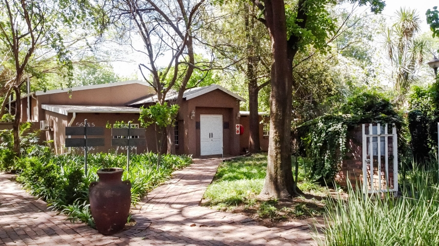 Commercial Property for Sale in Eikenhof Gauteng