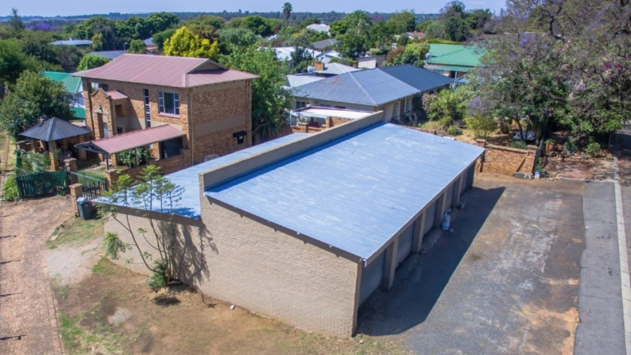 3 Bedroom Property for Sale in Lakeside Village Gauteng