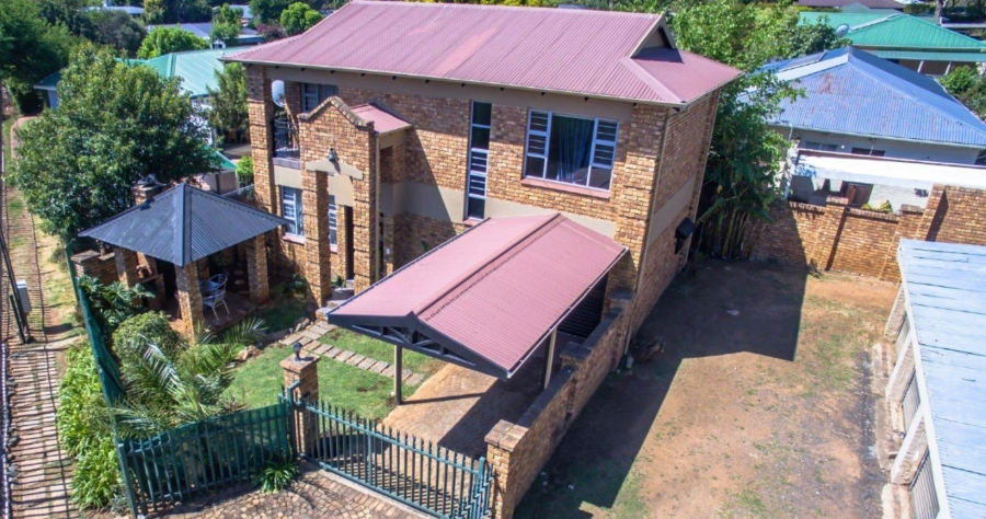 3 Bedroom Property for Sale in Lakeside Village Gauteng