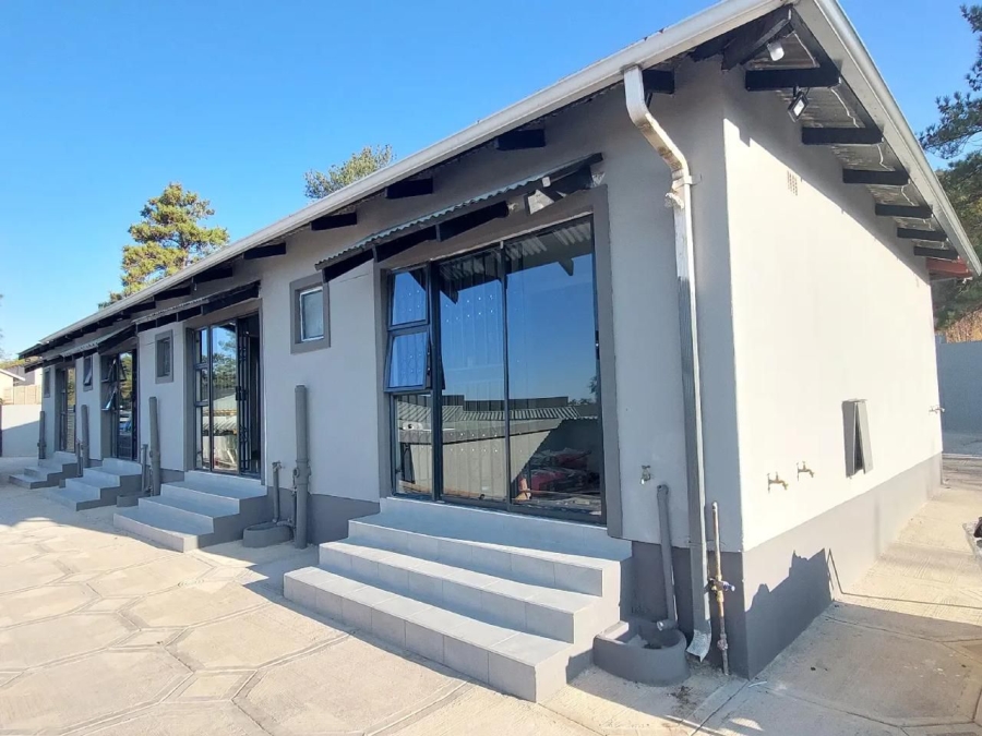 15 Bedroom Property for Sale in Glen Harvie Gauteng