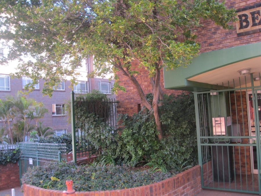 To Let 1 Bedroom Property for Rent in Wonderboom South Gauteng