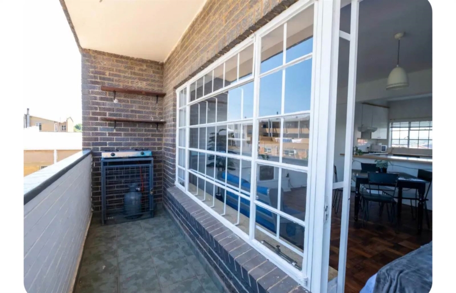 To Let 2 Bedroom Property for Rent in Linden Gauteng