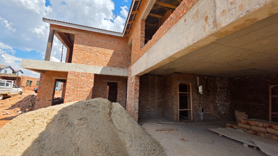4 Bedroom Property for Sale in Eldoraigne Gauteng