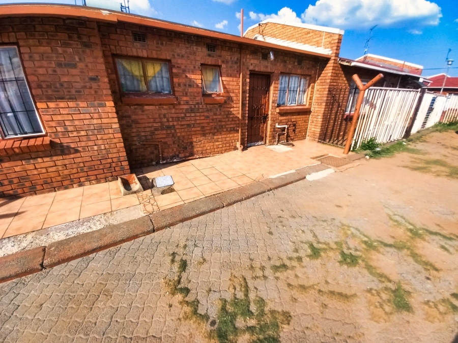 3 Bedroom Property for Sale in Actonville Gauteng