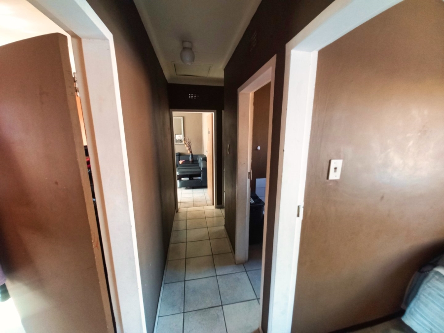3 Bedroom Property for Sale in Actonville Gauteng
