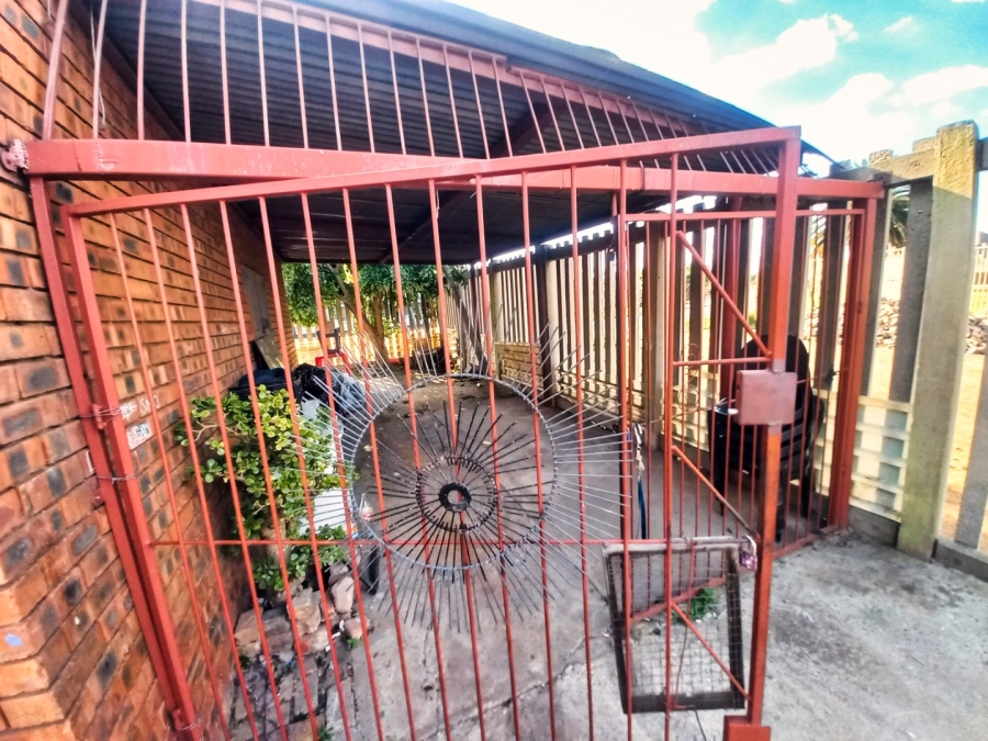 3 Bedroom Property for Sale in Actonville Gauteng